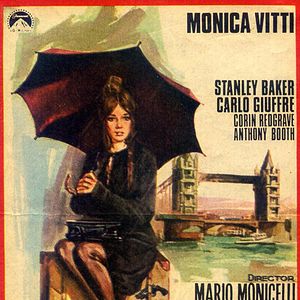 Foto A Garota com a Pistola