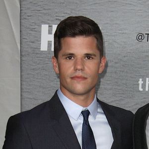 Foto Charlie Carver