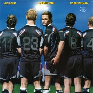 Foto 11 Homens Dentro do Campo e Fora do Armário