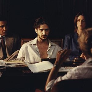 Foto Cinzas do Paraíso