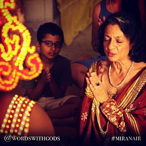 Foto Falando com Deuses