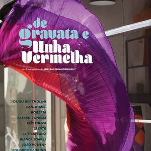 Foto De Gravata e Unha Vermelha