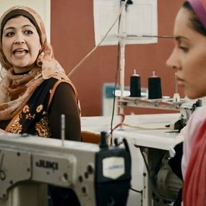 Foto Menina da fábrica