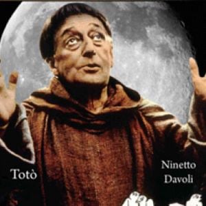 Foto Gaviões e Passarinhos