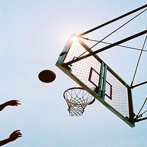 Foto Doin' It in the Park: Pick-Up Basketball, NYC