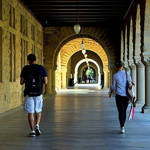 Foto Torre de Marfim: A Crise Universitária Americana