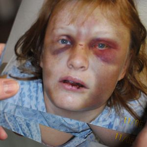 Foto Private Violence