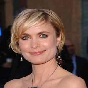 Foto Radha Mitchell