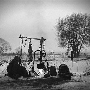 Foto É Difícil Ser Um Deus