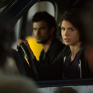 Foto Marie Avgeropoulos
