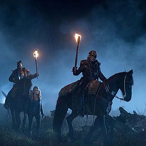 Foto The 100