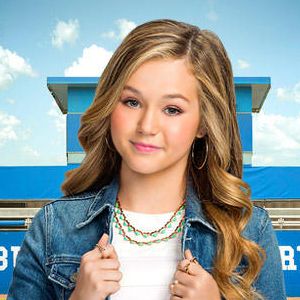 Foto Brec Bassinger