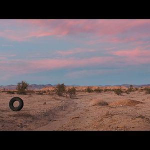 Foto Above and Below