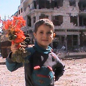 Foto Água Prateada, um autorretrato da Síria