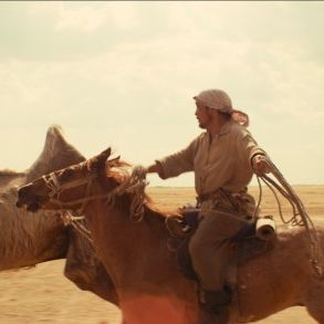 Foto As Aventuras de Bayir e o Camelo Branco