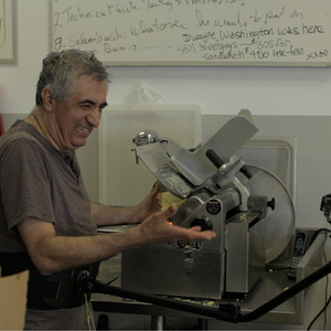 Foto The Sandwich Nazi - A Famosa Linguiça de Salam Kahil