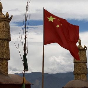 Foto All Eyes and Ears