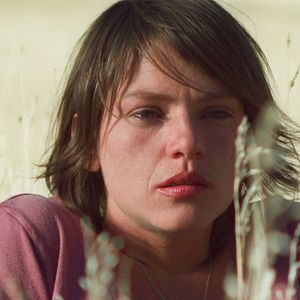 Foto Come Down Molly