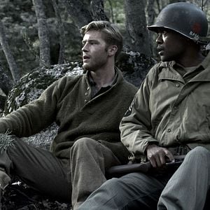 Foto Santos e Soldados - A Última Missão