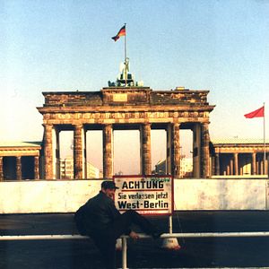 Foto B-Movie: Lust & Sound in West-Berlin 1979-1989
