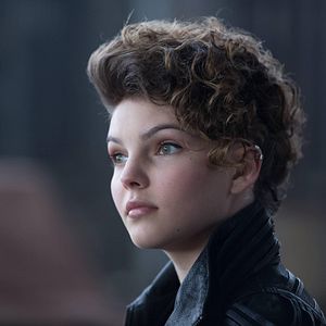 Foto Camren Bicondova