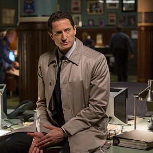 Foto Sasha Roiz