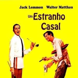 Foto Um Estranho Casal