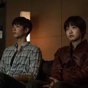 Foto A Menina do Guarda-volume