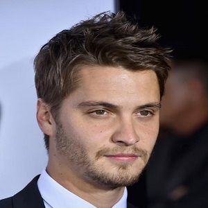 Foto Luke Grimes