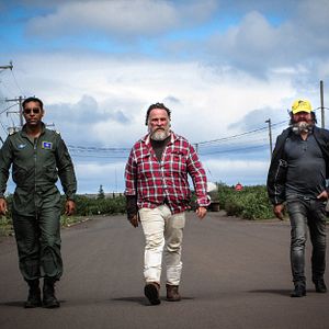 Foto Je suis mort mais j'ai des amis