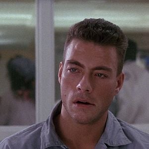 Foto Leão Branco - O Lutador Sem Lei