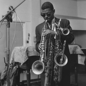 Foto The Case of The Three Sided Dream