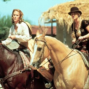 Foto Quatro Mulheres E Um Destino