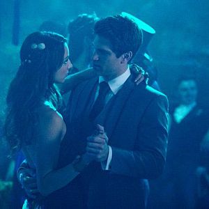 Foto Troian Bellisario