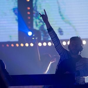 Foto Música, Amigos E Festa