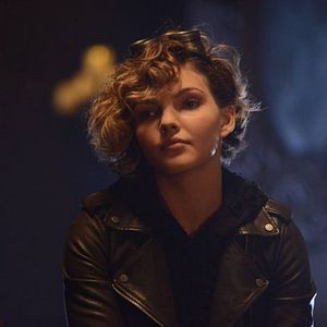 Foto Camren Bicondova