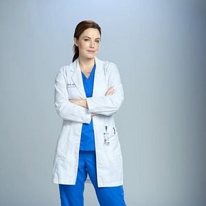 Foto Saving Hope
