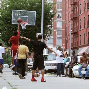 Foto Doin' It in the Park: Pick-Up Basketball, NYC