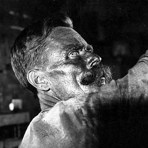 Foto Um Homem com uma Câmera