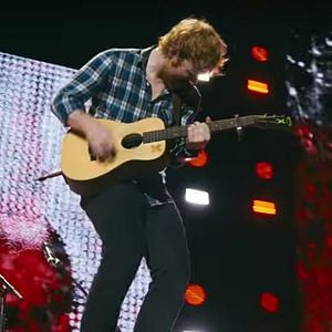 Foto Ed Sheeran - Jumpers for Goalposts