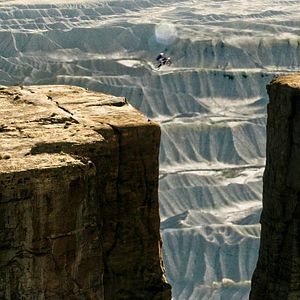 Foto Caçadores de Emoção - Além do Limite