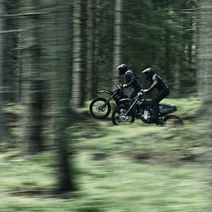 Foto Caçadores de Emoção - Além do Limite