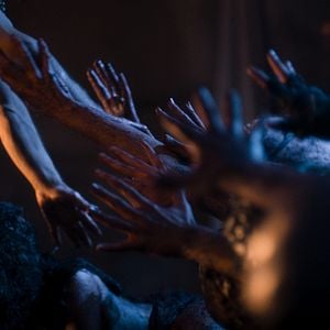 Foto Baskın: Karabasan