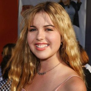 Foto Ashlie Brillault