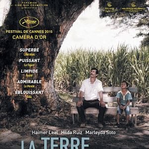 Foto A Terra e a Sombra