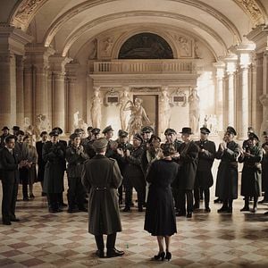 Foto Francofonia - Louvre Sob Ocupação