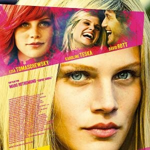 Foto A Garota das Nove Perucas