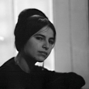 Foto O pós-minimalismo de Eva Hesse