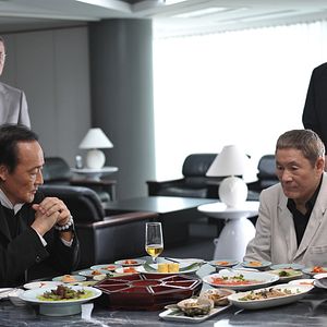 Foto Outrage: Beyond