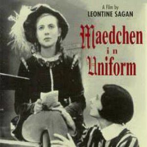 Foto Senhoritas em Uniforme